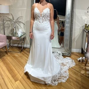 BRAND NEW UNALTERED WEDDING DRESS